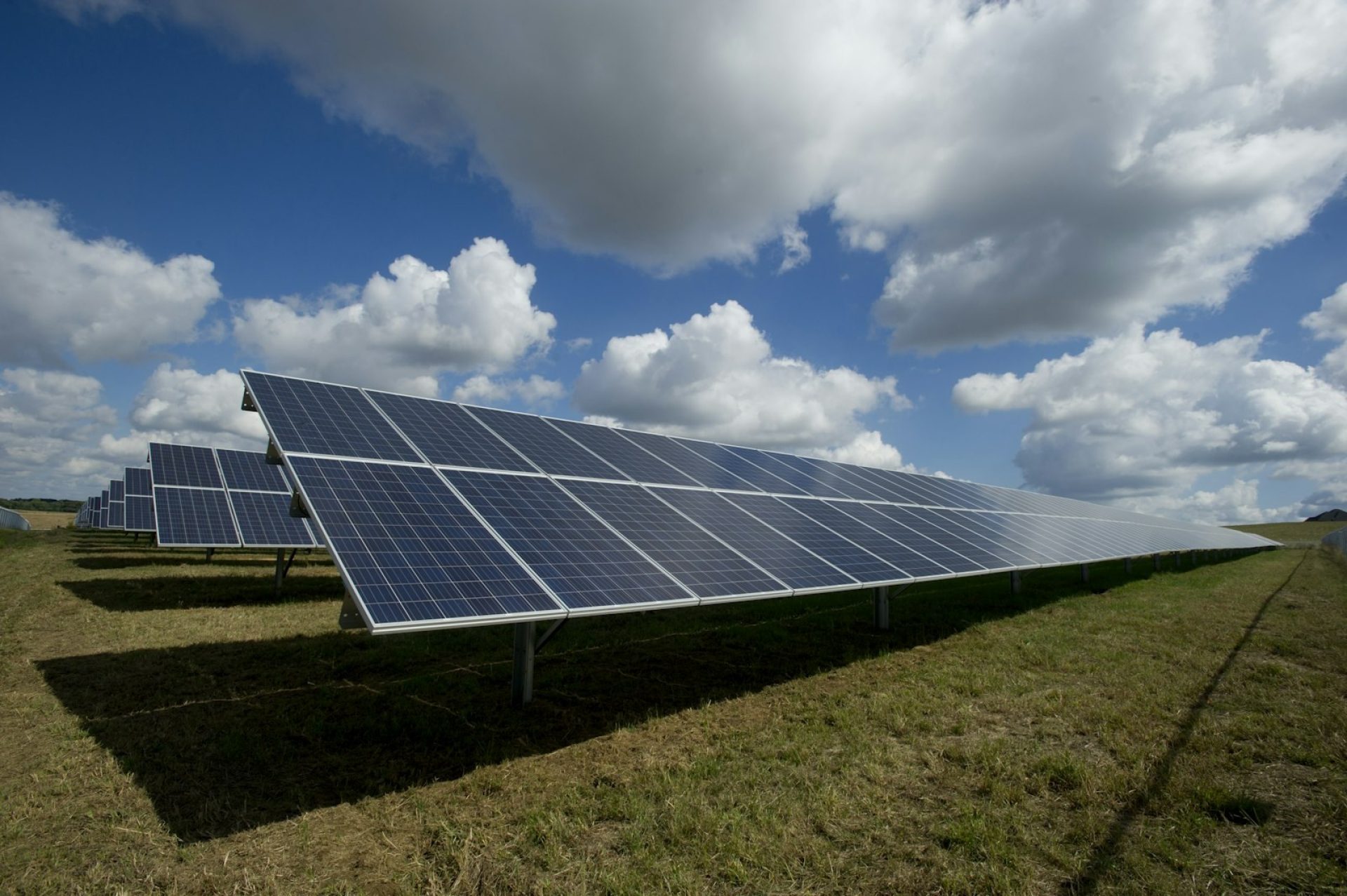 Solaranlage auf einem Dach – professionelle Reinigung in Heidenheim